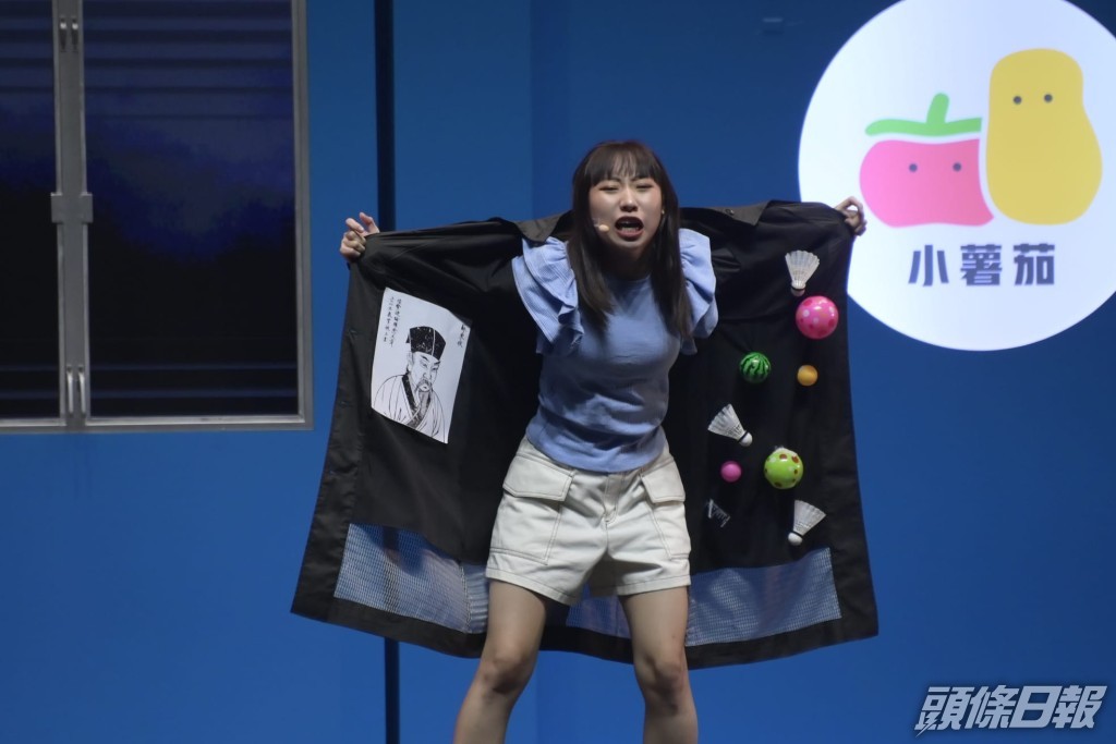 麗英自嘲是跳舞庸才。